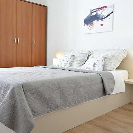Villy City Apartment Palit Exterior foto
