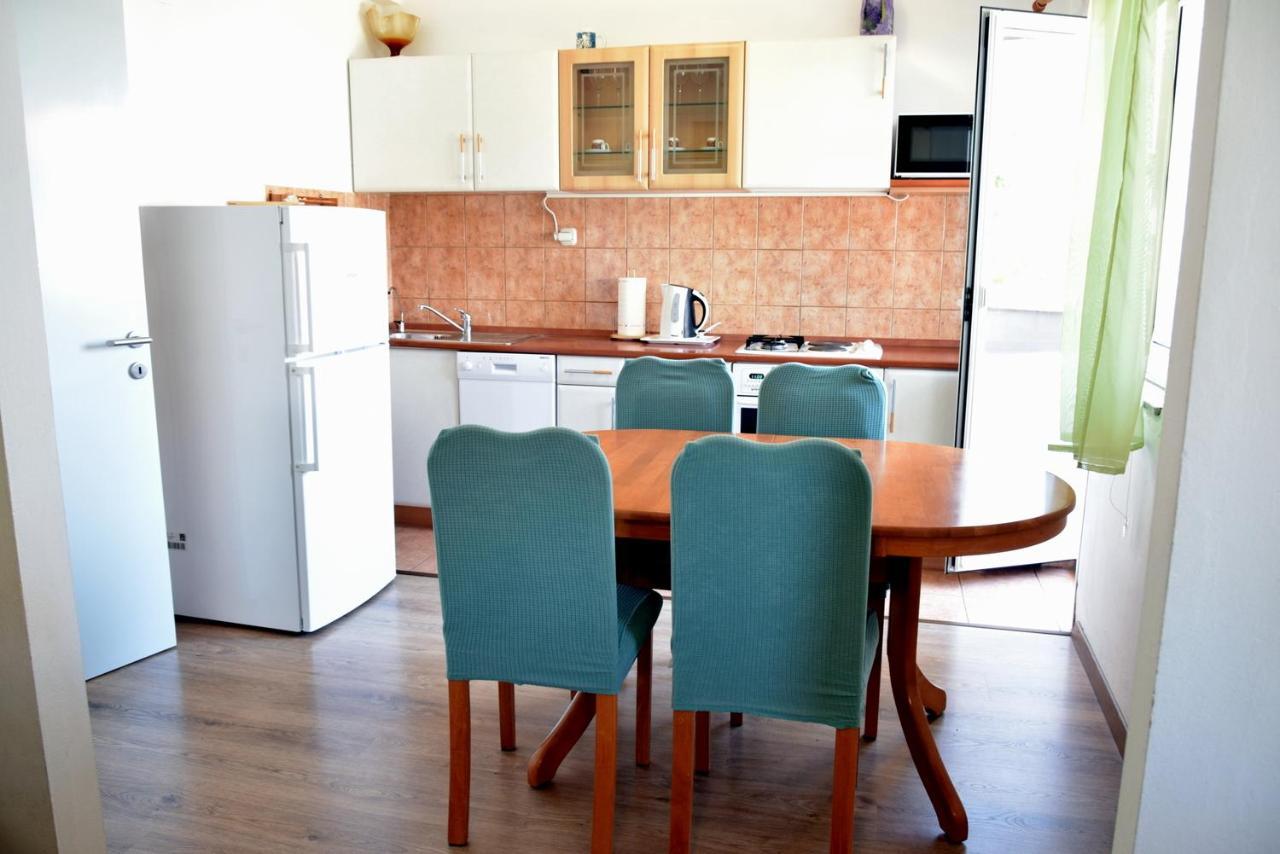 Villy City Apartment Palit Exterior foto